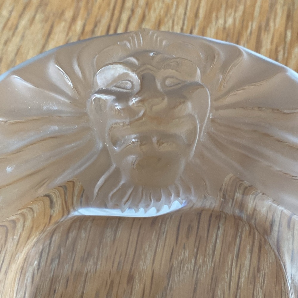 Lalique dish from the Lion Collection - Picture 4 of 5